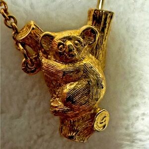 Vintage 80's Avon Mother's Love Gold Tone Koala Bear Brooch Stick Pin EUC